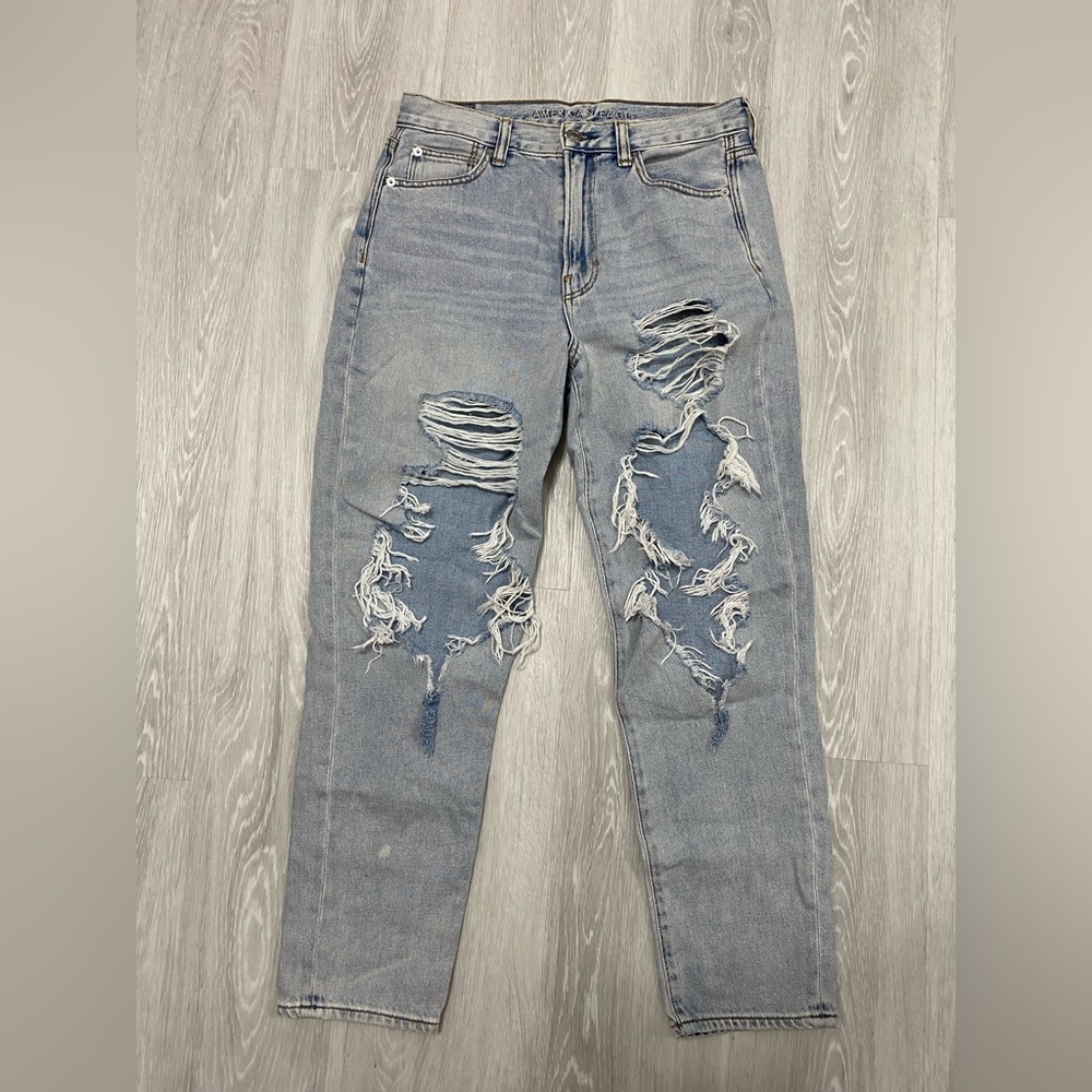 distressed american eagle jeans